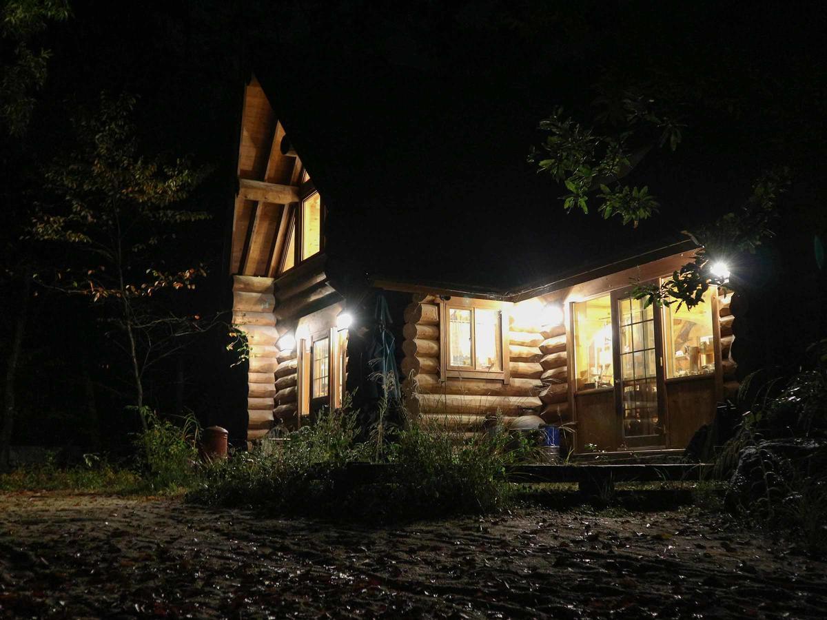 Canadian Loghouse Inn Azuminoyujin Екстериор снимка